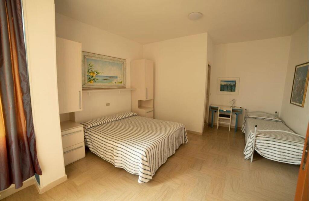 Hotel Corallo 朱利亚诺瓦 外观 照片