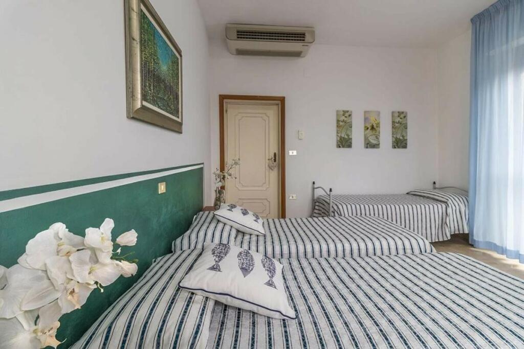 Hotel Corallo 朱利亚诺瓦 外观 照片